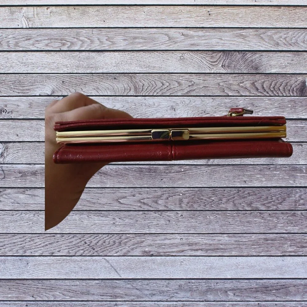 Women's Red/Burgundy Gold Frame Kiss Lock Wallet